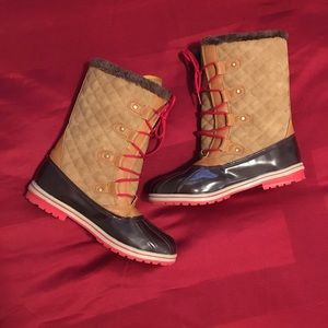 Cold weather boots/ Winter boots